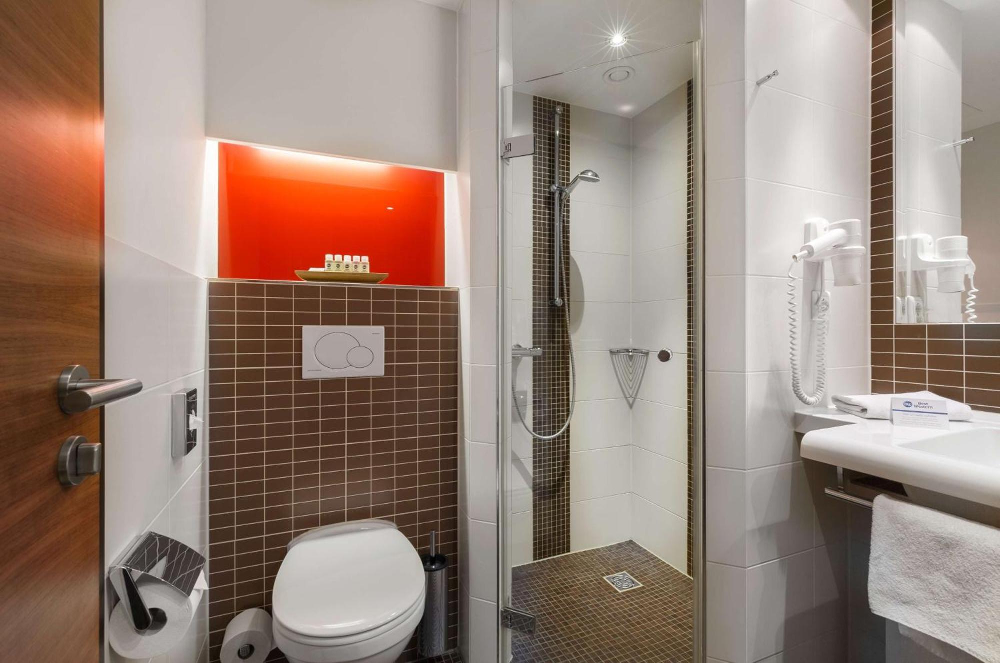 Western Hotel 3*
