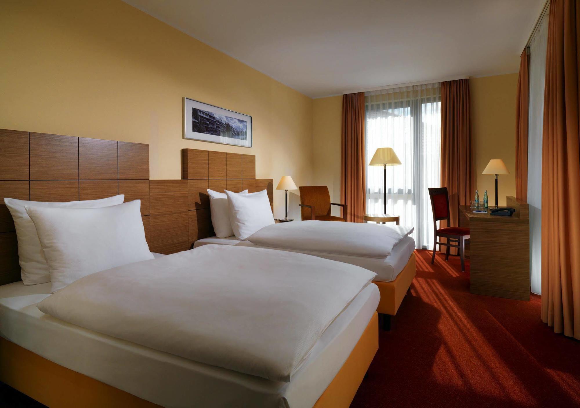 Hotel Western 3*